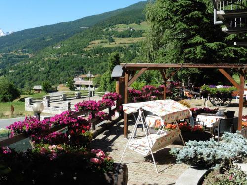 Hostal La Maison Du Bon Megnadzo