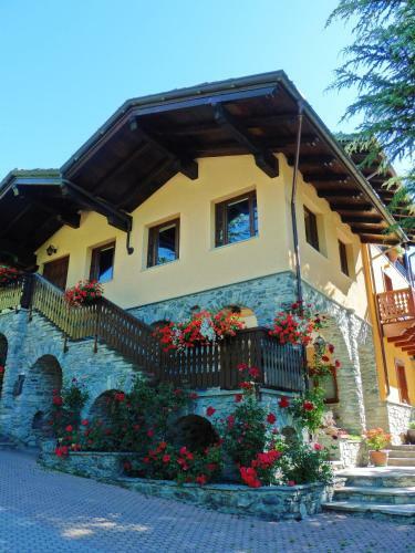 Hostal La Maison Du Bon Megnadzo