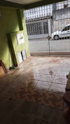 10 Pessoas" Sobrado Amplo