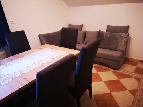 Apartamento Eko Poni Ran? Ogrizek