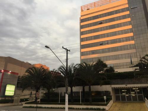 Apartamentos Away Expocenter Norte
