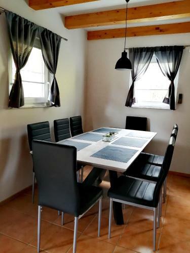 Holiday House Tilia