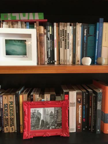 Bom Retiro, Literature & Coffee