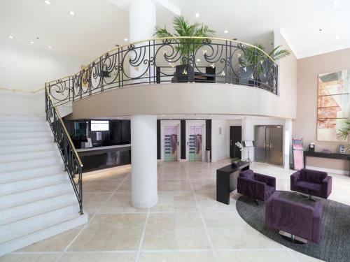 Hotel Flat Luxuoso, Confort�vel E Moderno