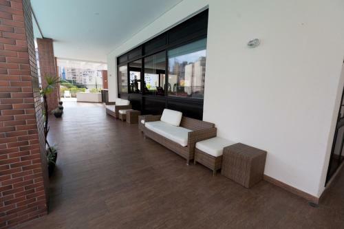 Apartamento Elegancia E Conforto No Centro Com Garagem E Internet 50mb