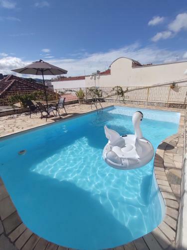 Casa Com Piscina No Centro De Socorro-sp Rua Da Matriz