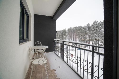 Apartment Hrast