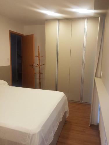 Eco Resort, Bangal� - 2 Su�tes, 1 Quarto Com Beliche, Sala E Cozinha Completa