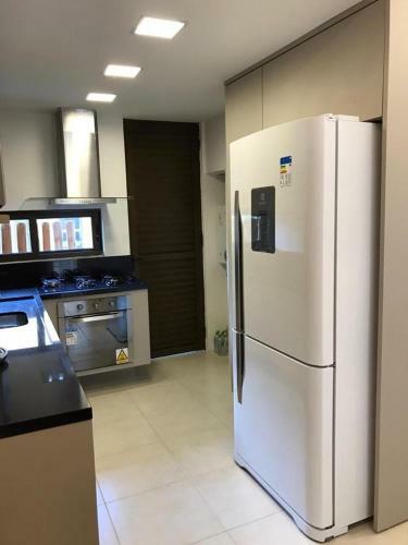 Eco Resort, Bangal� - 2 Su�tes, 1 Quarto Com Beliche, Sala E Cozinha Completa