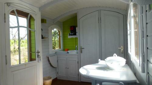 Bed & Breakfast Les H�tes De La Combe Mouis