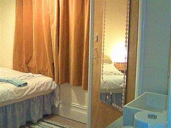 Hostal Anand Lodge