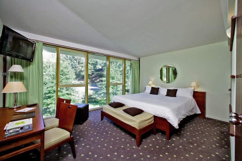 Hotel Logis Des Lacs D'halco