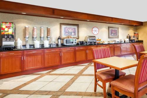 Hotel Howard Johnson Evansville