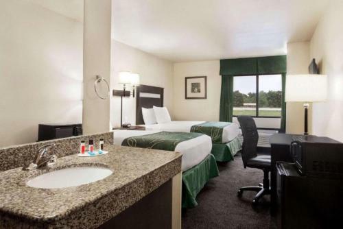 Motel Oak Tree Inn Livonia West