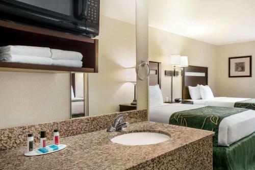 Motel Oak Tree Inn Livonia West