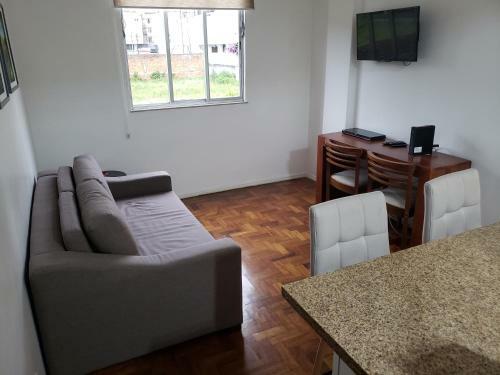 Apartamento No Alto Com Estacionamento E Wi-fi