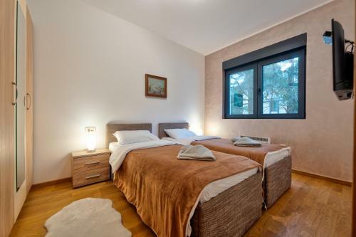 Apartment Imperial In Vila Pekovic Green