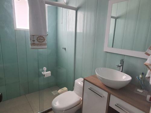 Casa A 10 Minutos Do Centro Em Em Condominio Estilo Americano