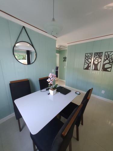 Casa A 10 Minutos Do Centro Em Em Condominio Estilo Americano