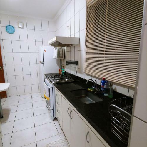 Quarto Em Apto Santa M�nica