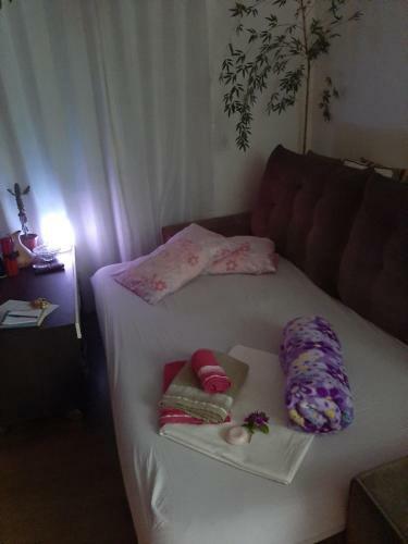 Quarto Privativo Em Apartamento Acolhedor