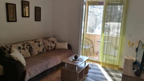 Apartman 6