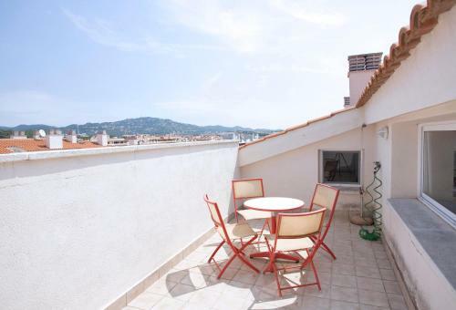 Apartamento Atico Duplex Con Terraza Y