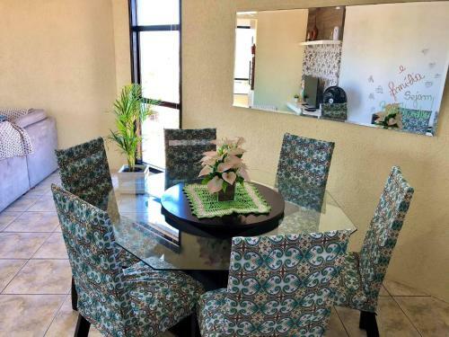 Apartamento Do Terceiro Andar De Frente