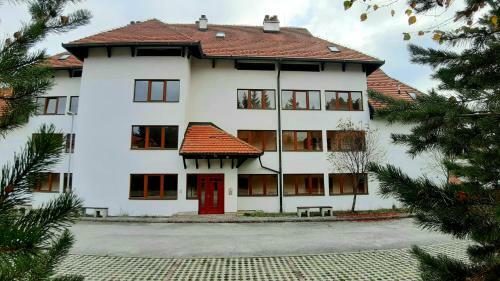 Apartman Miran San