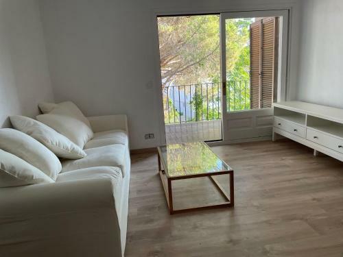 Modern Apartment With Parking 2 Min From The Beach