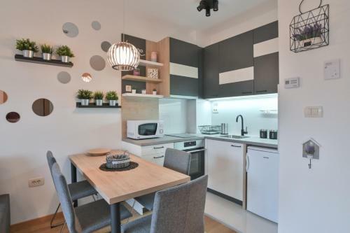 Apartman Ivona - Vila Pekovi?