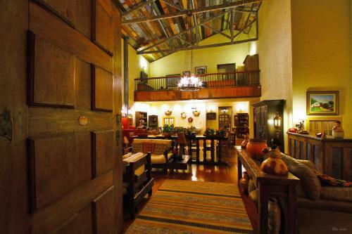 Hostal A Casa Vermelha Hospedaria