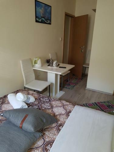 Hostal Elg Rooms