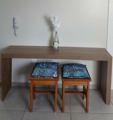 Apartamento Na Avenida Principal Com Garagem