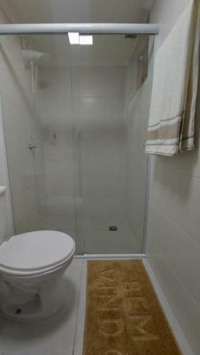 Apartamento Na Avenida Principal Com Garagem