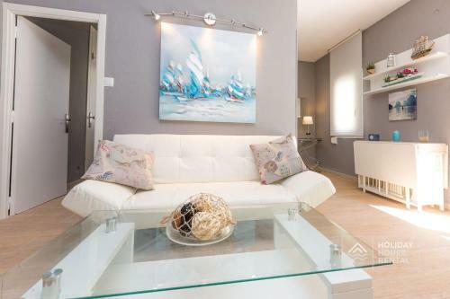 S12 � Beach Front Apartment --free Wifi-