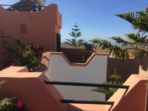 Hostal Itrane Guest House