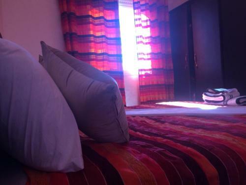 Hostal Itrane Guest House