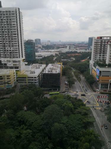 Hotel The 12 Suites @ Empire Damansara