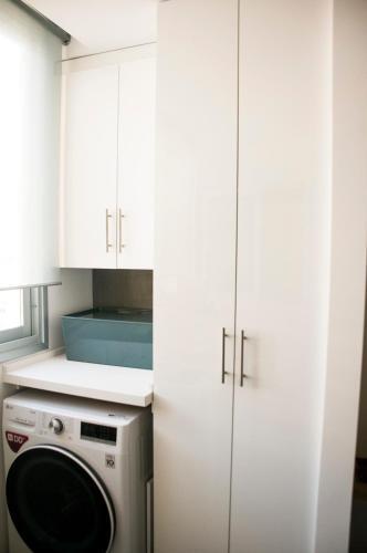 Beautiful Central Apartment, Recently Renovated.