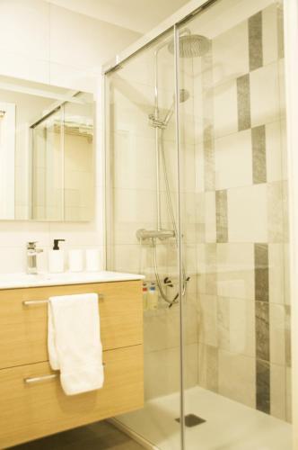 Beautiful Central Apartment, Recently Renovated.