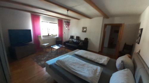 Top Apartment