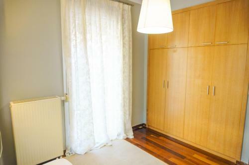 Emerald Maison, Style & Comfort - Pc, Netflix