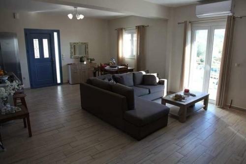 Mandi's Apartments