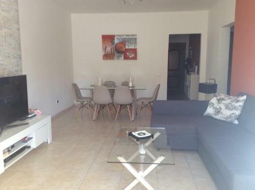 Apartamento Las Palmeras De Giniginamar