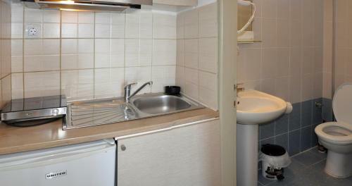 Apartamento Coralli Beach Studios-apartments