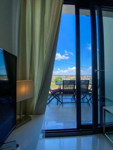 New Modern Deluxe Apartment In Kallithea