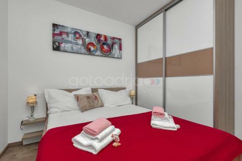 Luxury Apartment Poseidon - Free Beach Parking