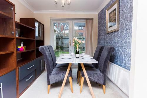 Burnham House - Labrad Homes