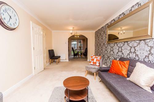 Burnham House - Labrad Homes